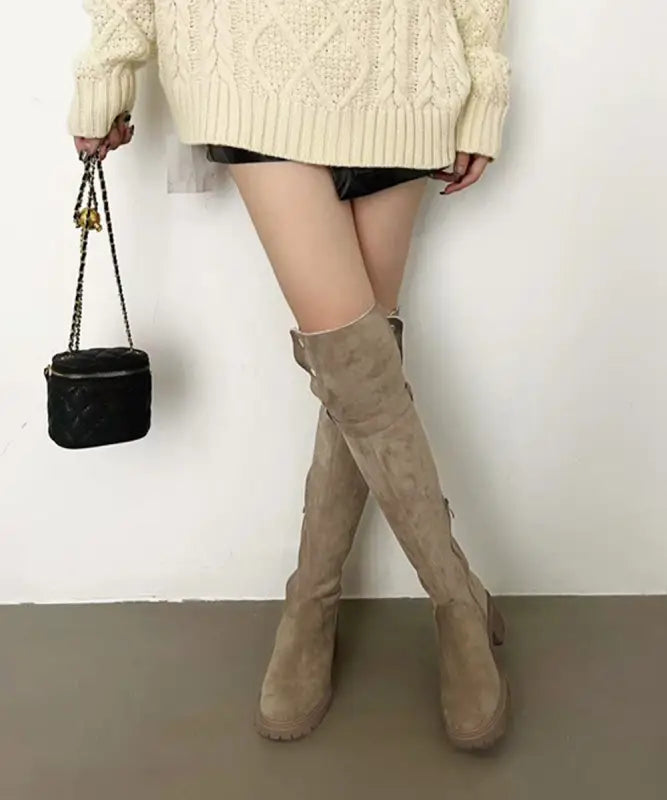 快適なニーハイブーツ